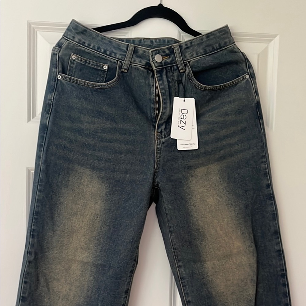 Gray Straight Leg Jeans with Vintage-Inspired Look